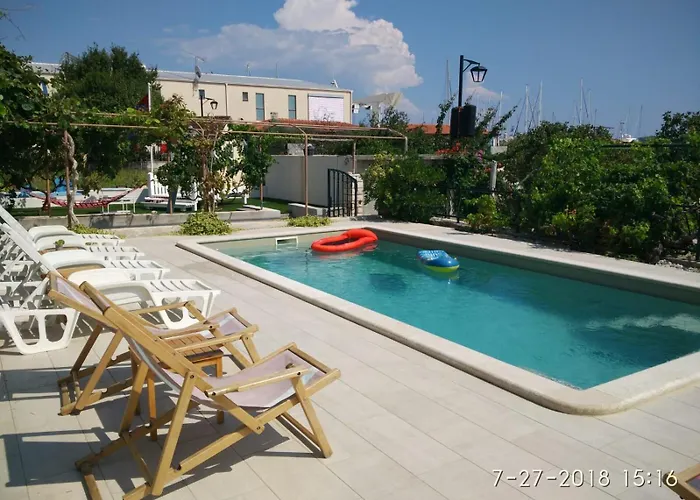 Ginna Lejlighed Trogir